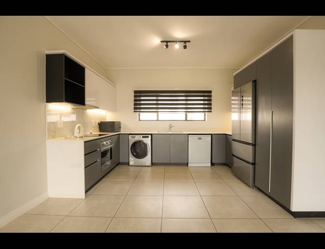 3 BEDROOM APARTMENT TO LET IN UMHLANGA CENTRAL